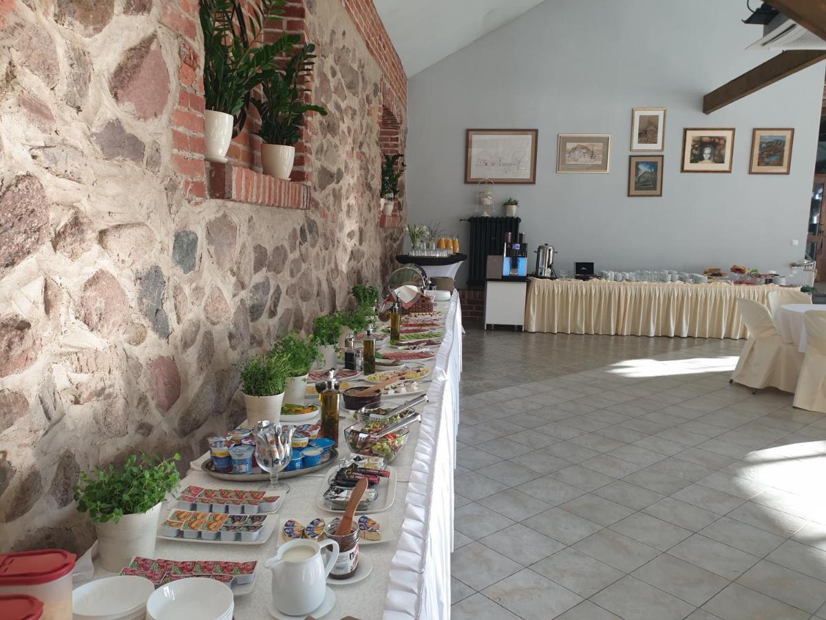 Palac Siemczyno Exteriér fotografie